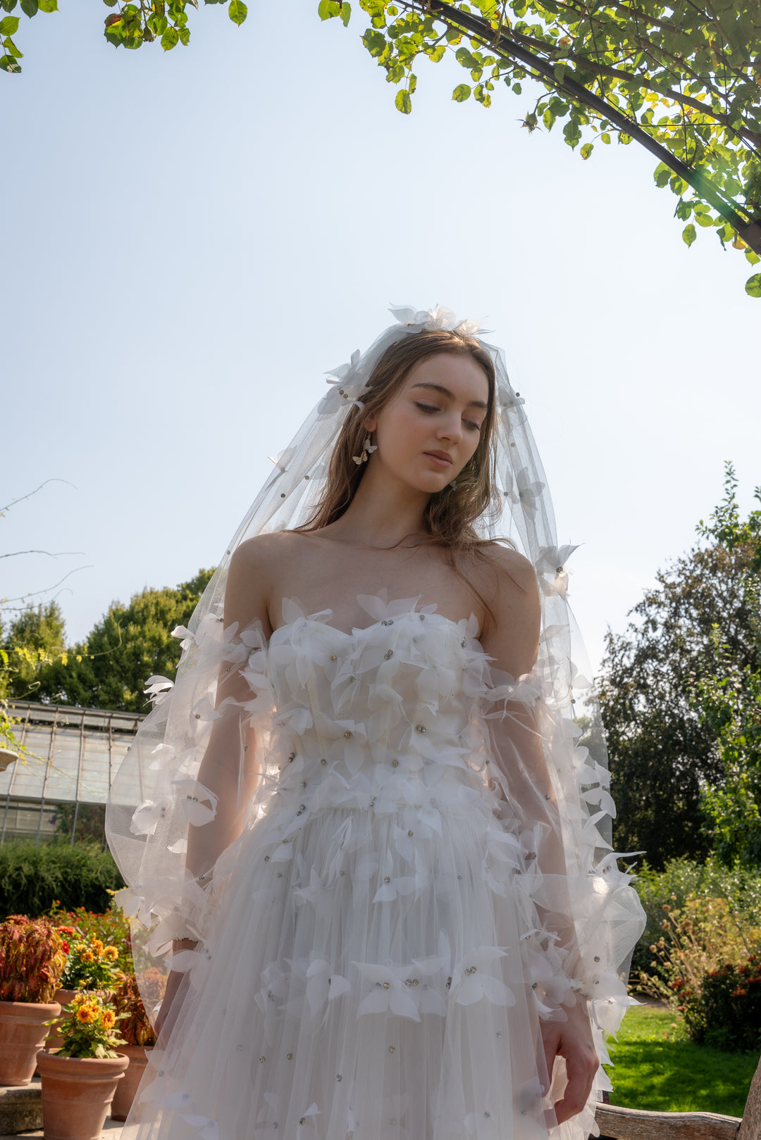 Morpho Fairytale Gown - Pearl White