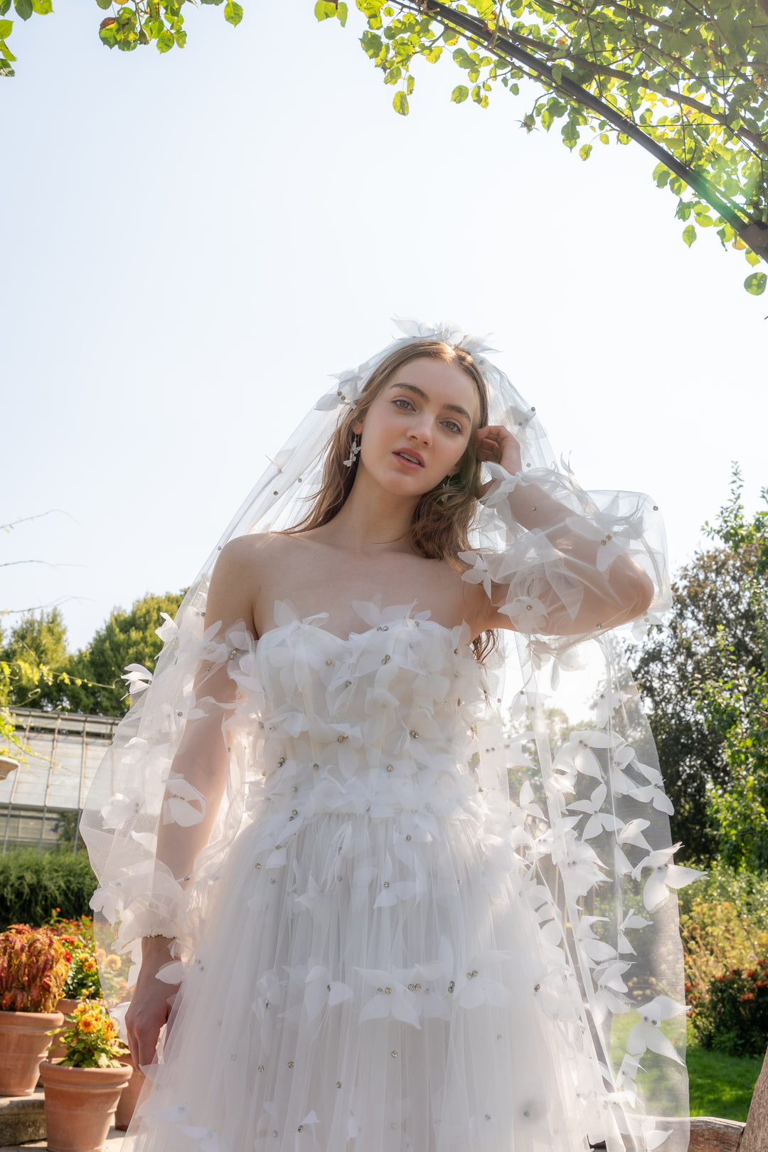Morpho Fairytale Bridal Veil - Fingertip