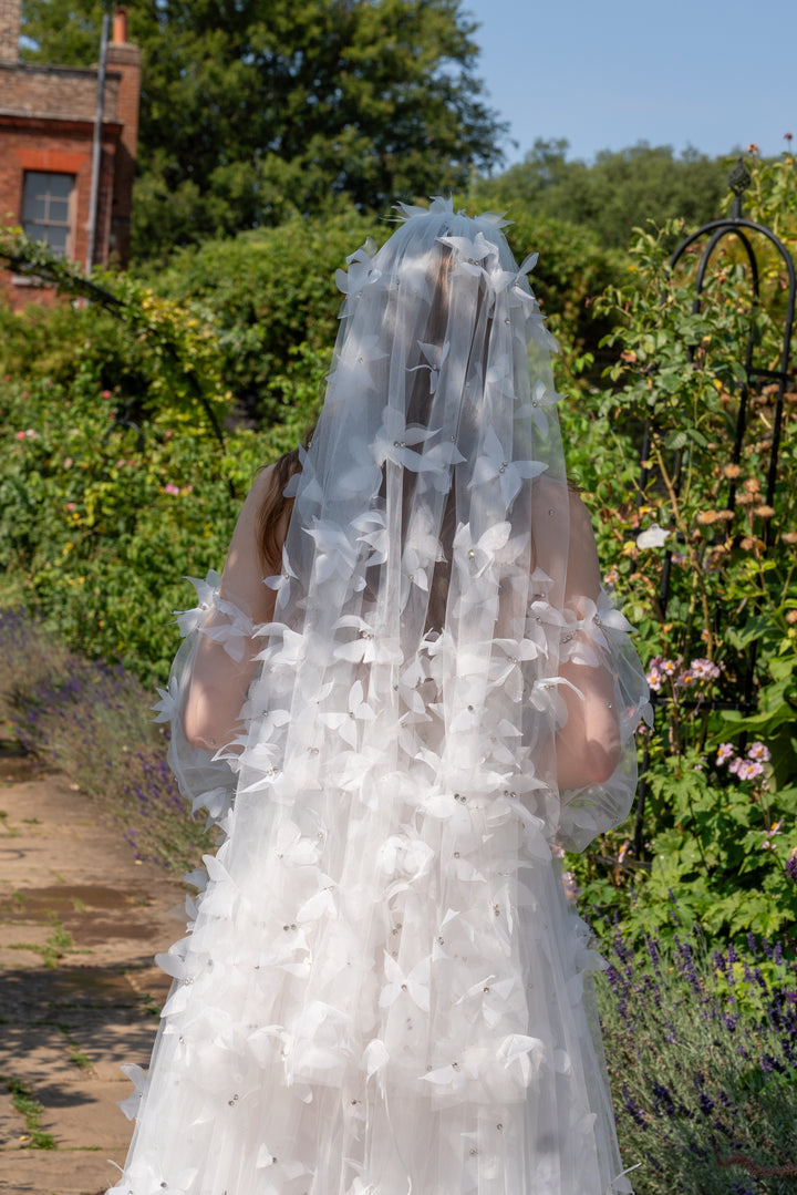 Morpho Fairytale Gown - Pearl White