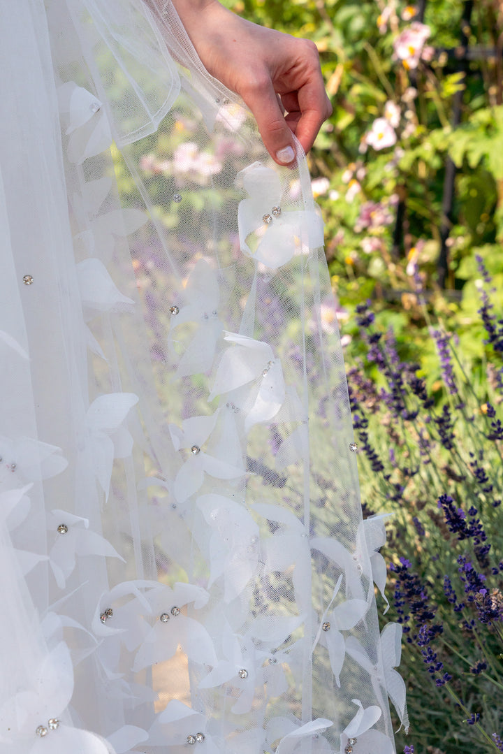 Morpho Fairytale Gown - Pearl White