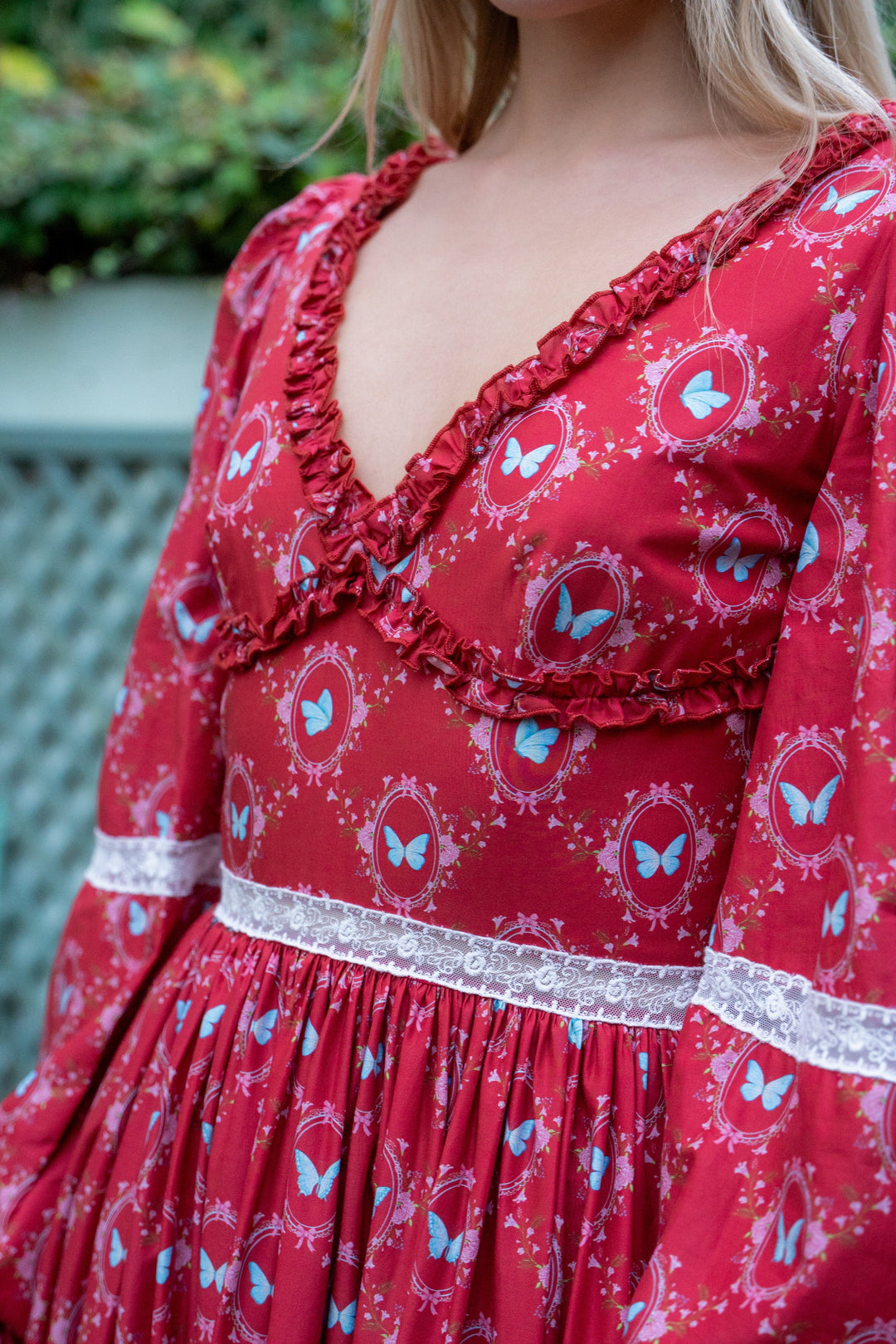 Flutter Lace Bloom Maxi Dress - Lipstick Red - Fairy Tong