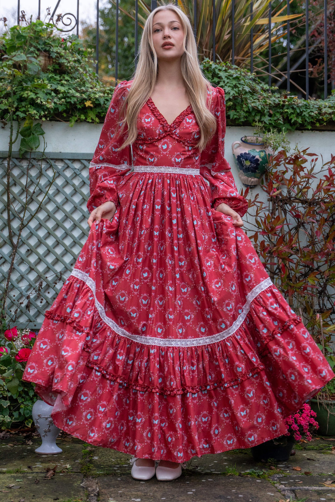 Flutter Lace Bloom Maxi Dress - Lipstick Red - Fairy Tong