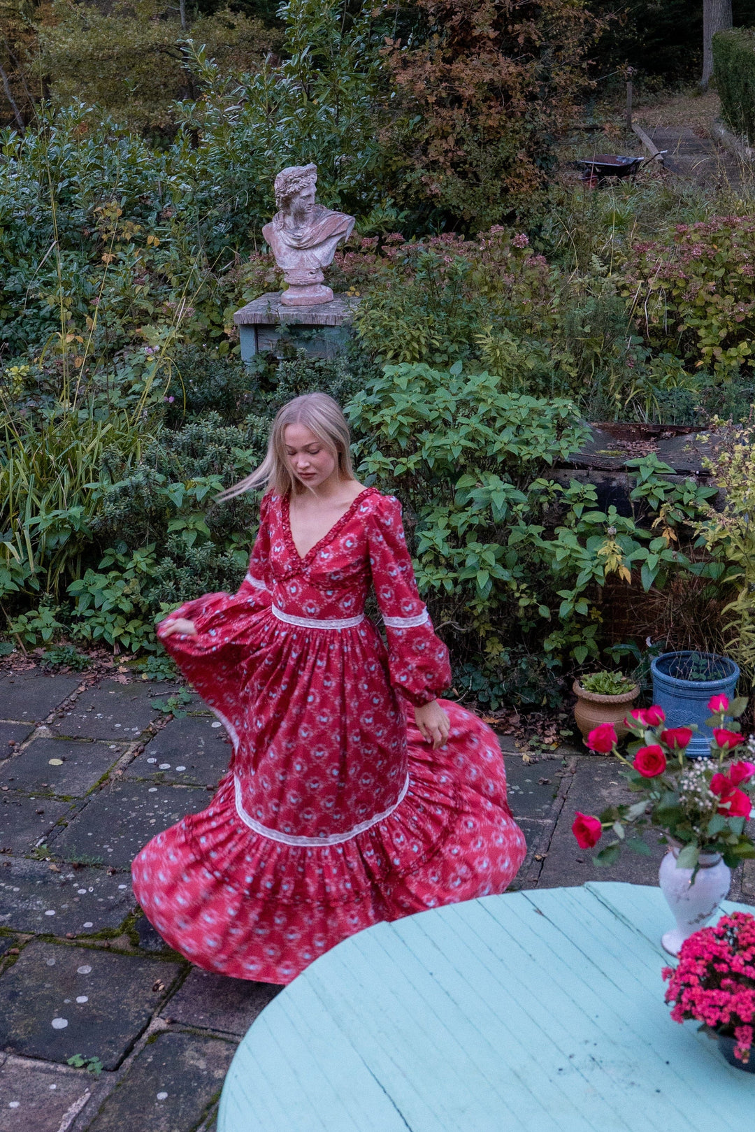 Flutter Lace Bloom Maxi Dress - Lipstick Red - Fairy Tong