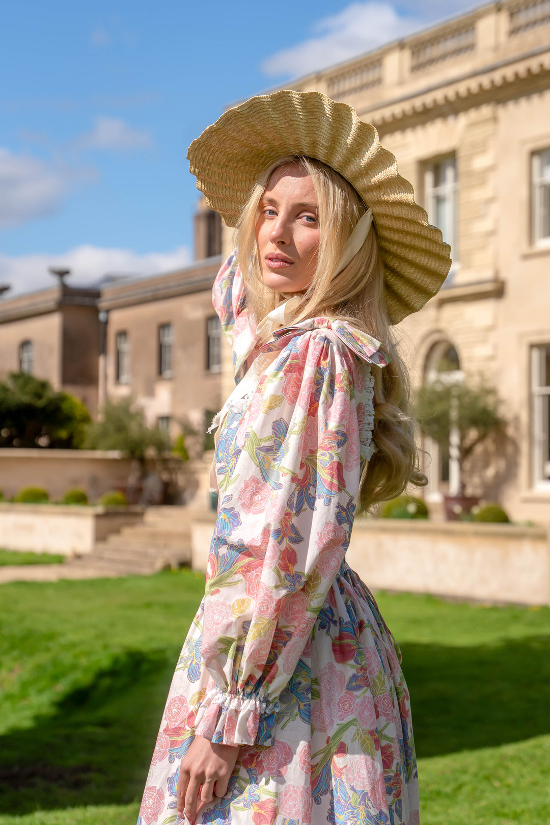 Blooming Dreamscape Maxi Dress - Fairy Tong