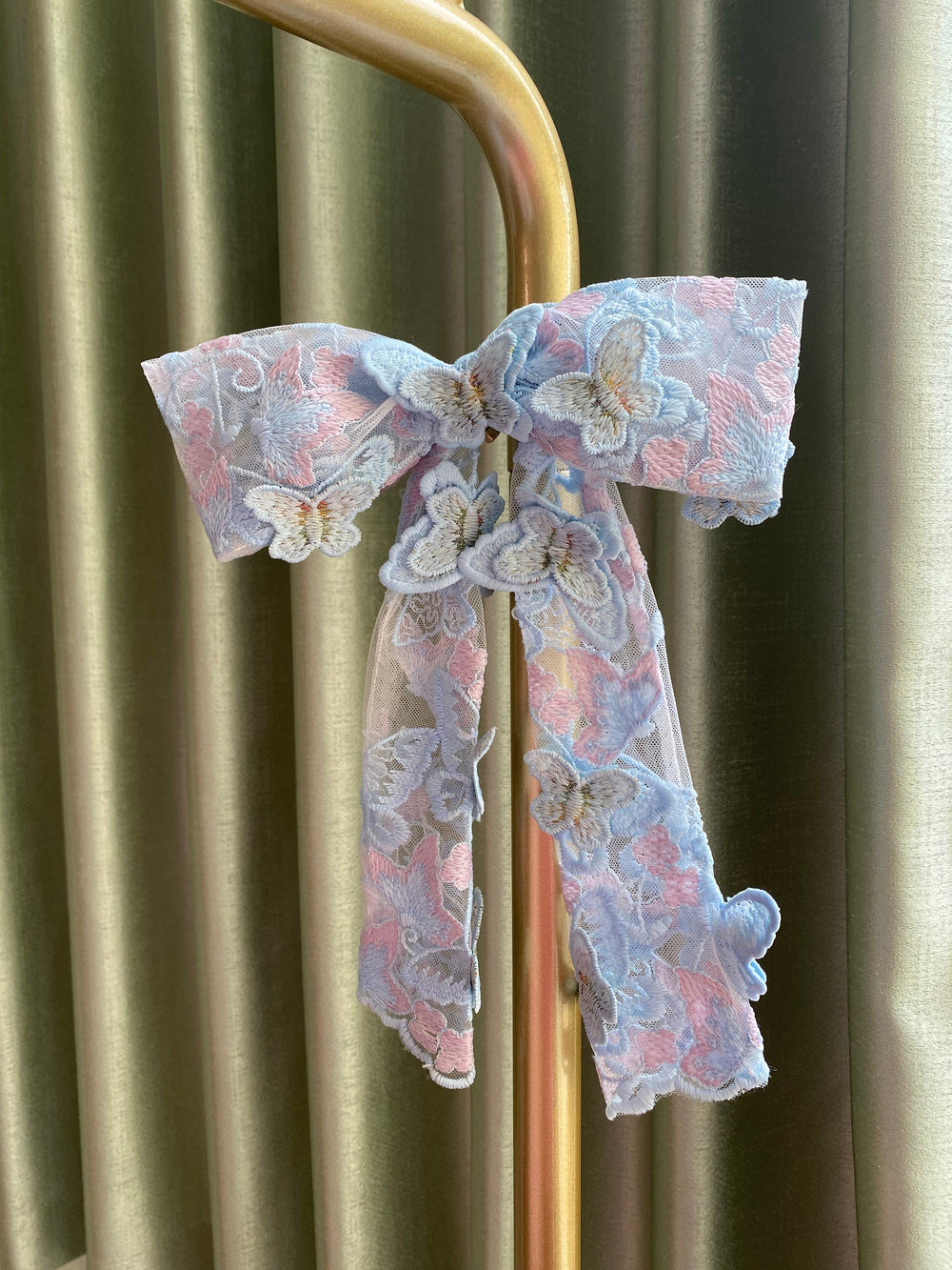 Fairy Tong Accessory Medium / Pink & Blue Aurora Butterfly Hair Bow