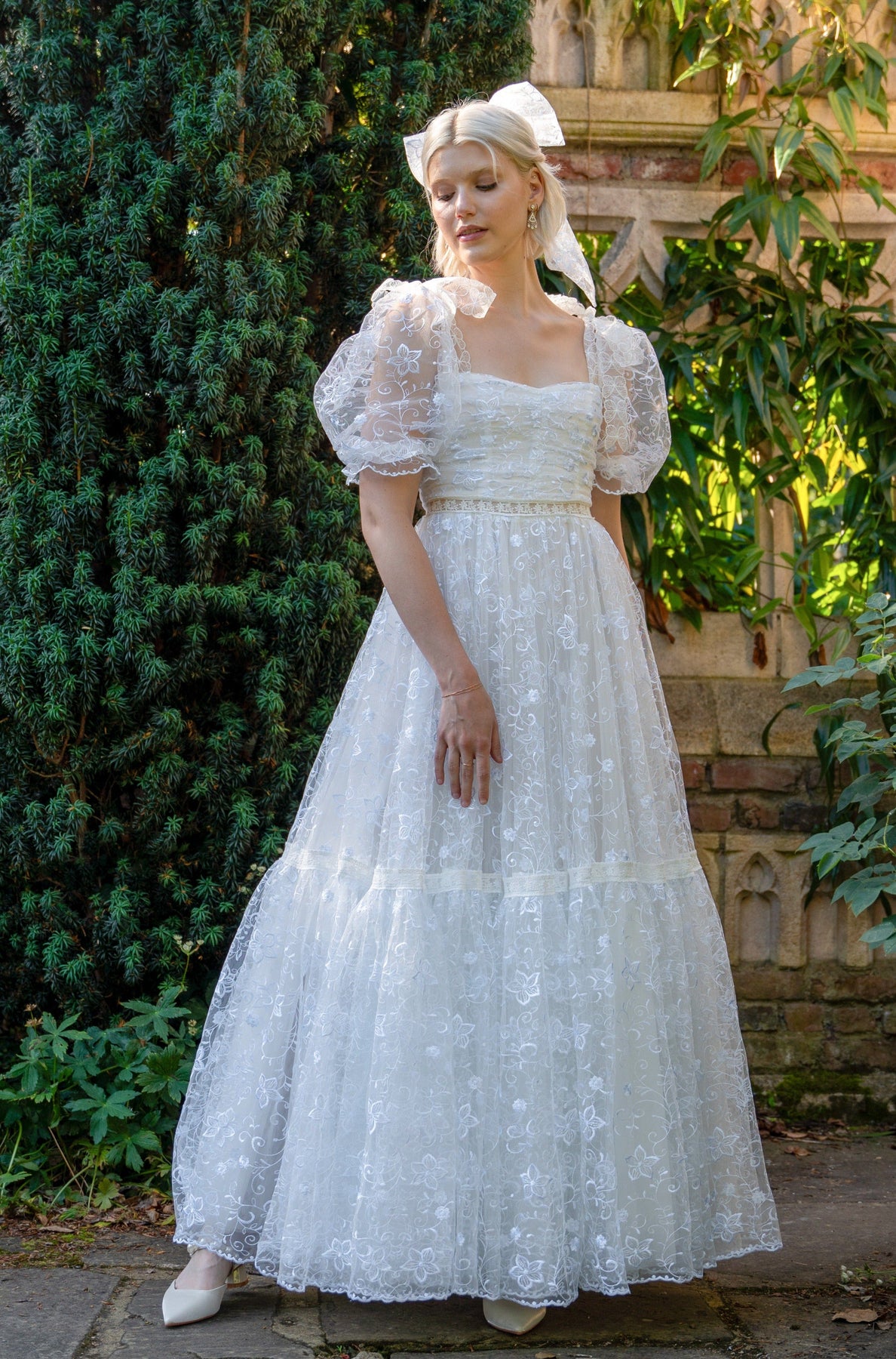 Pure Magic Gown – Fairy Tong