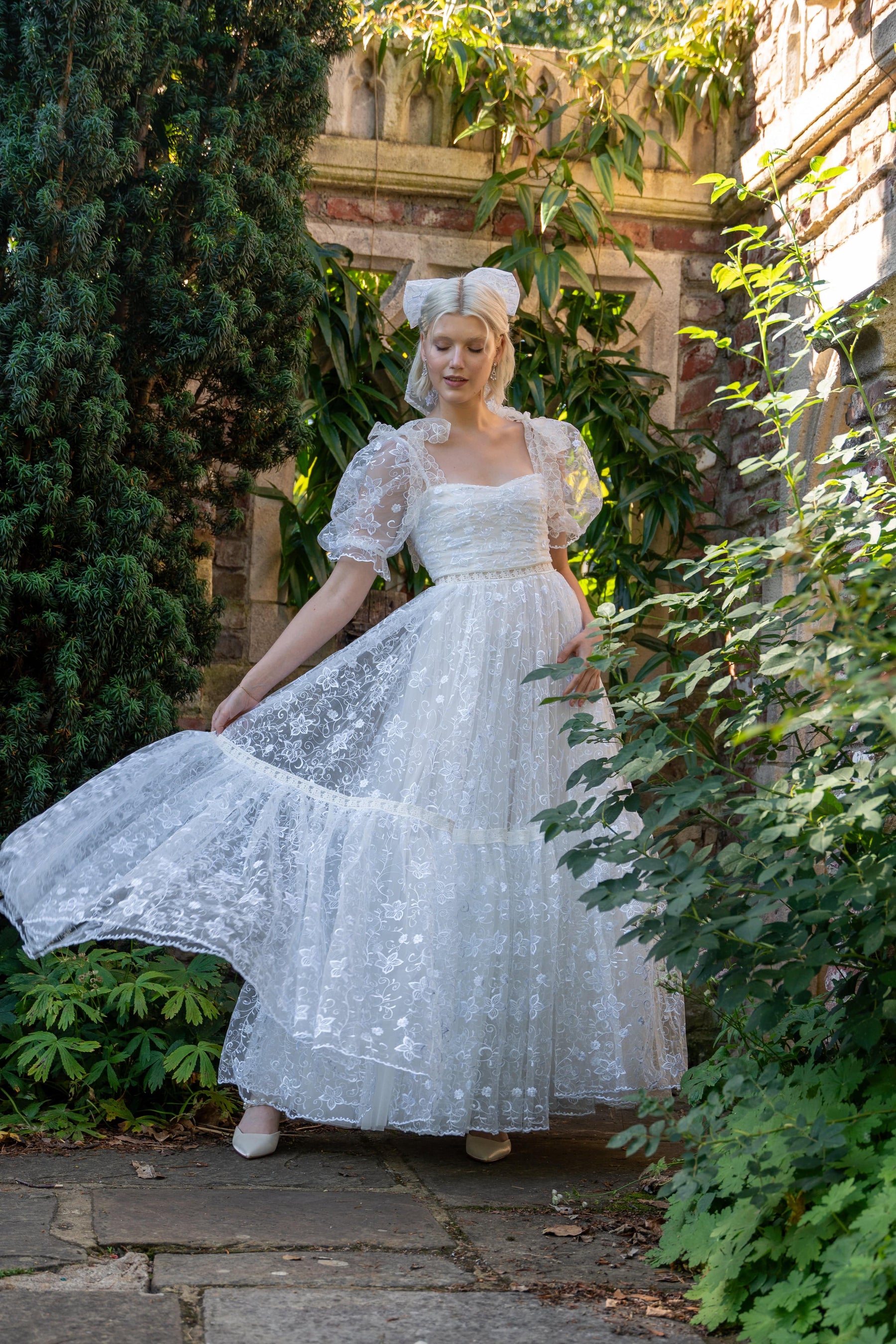 Pure Magic Gown – Fairy Tong