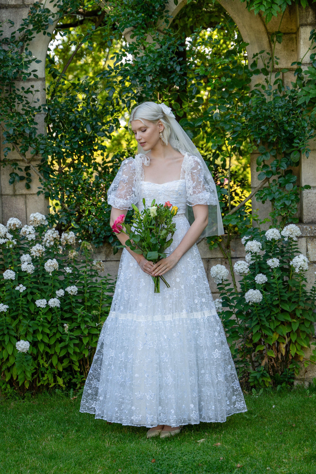 Pure Magic Gown – Fairy Tong