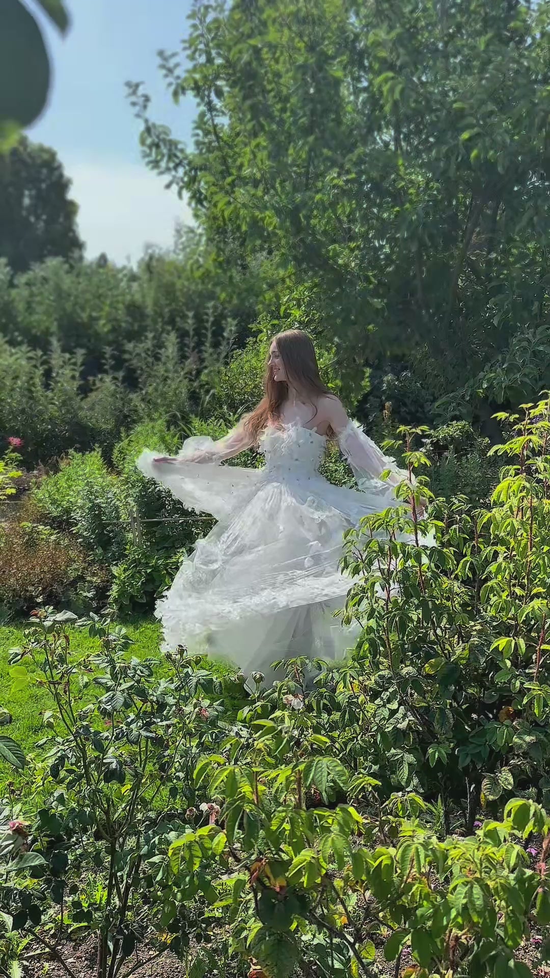 Morpho Fairytale Gown - Pearl White